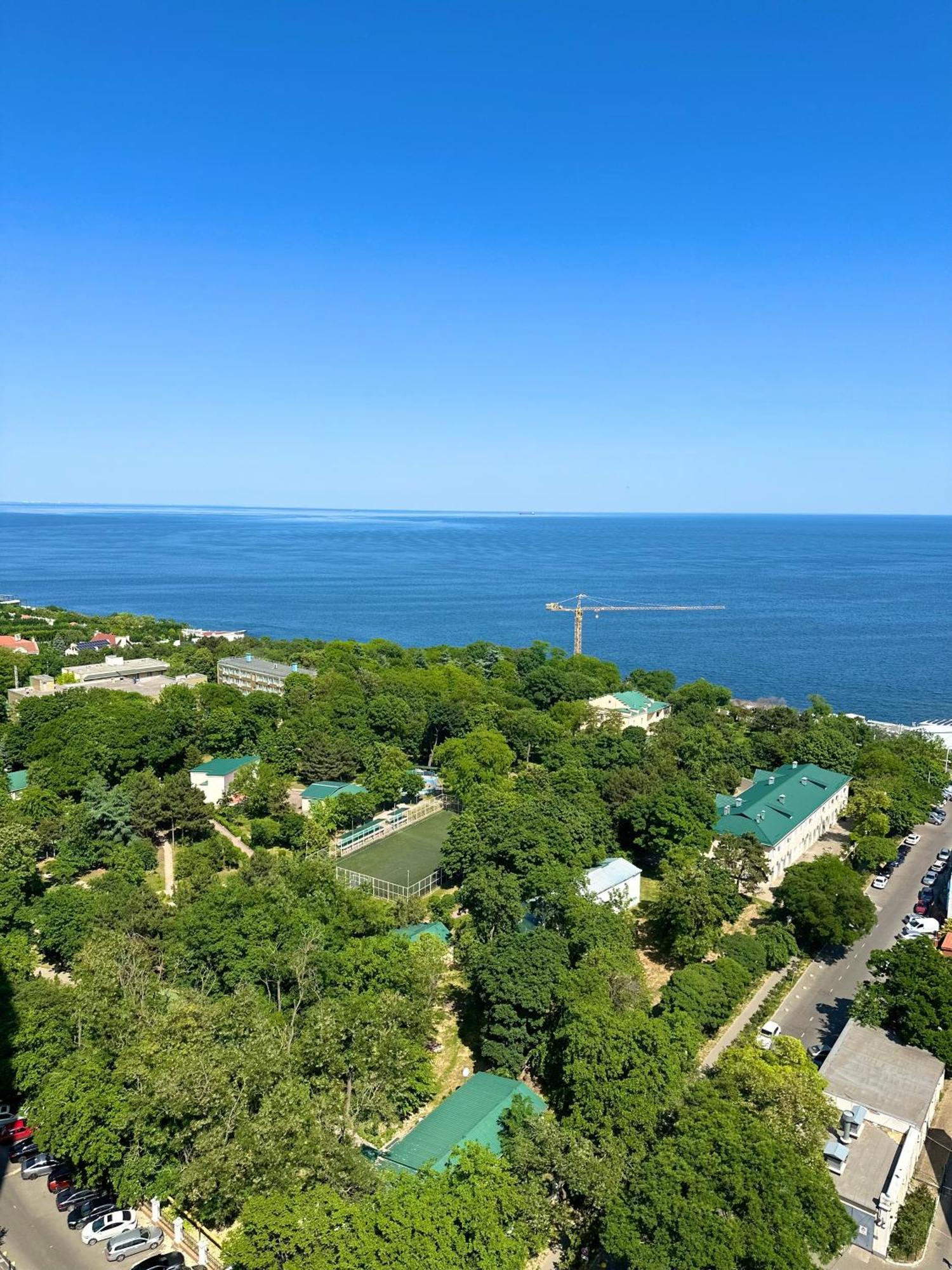 14 Floor Apart Odessa Buitenkant foto