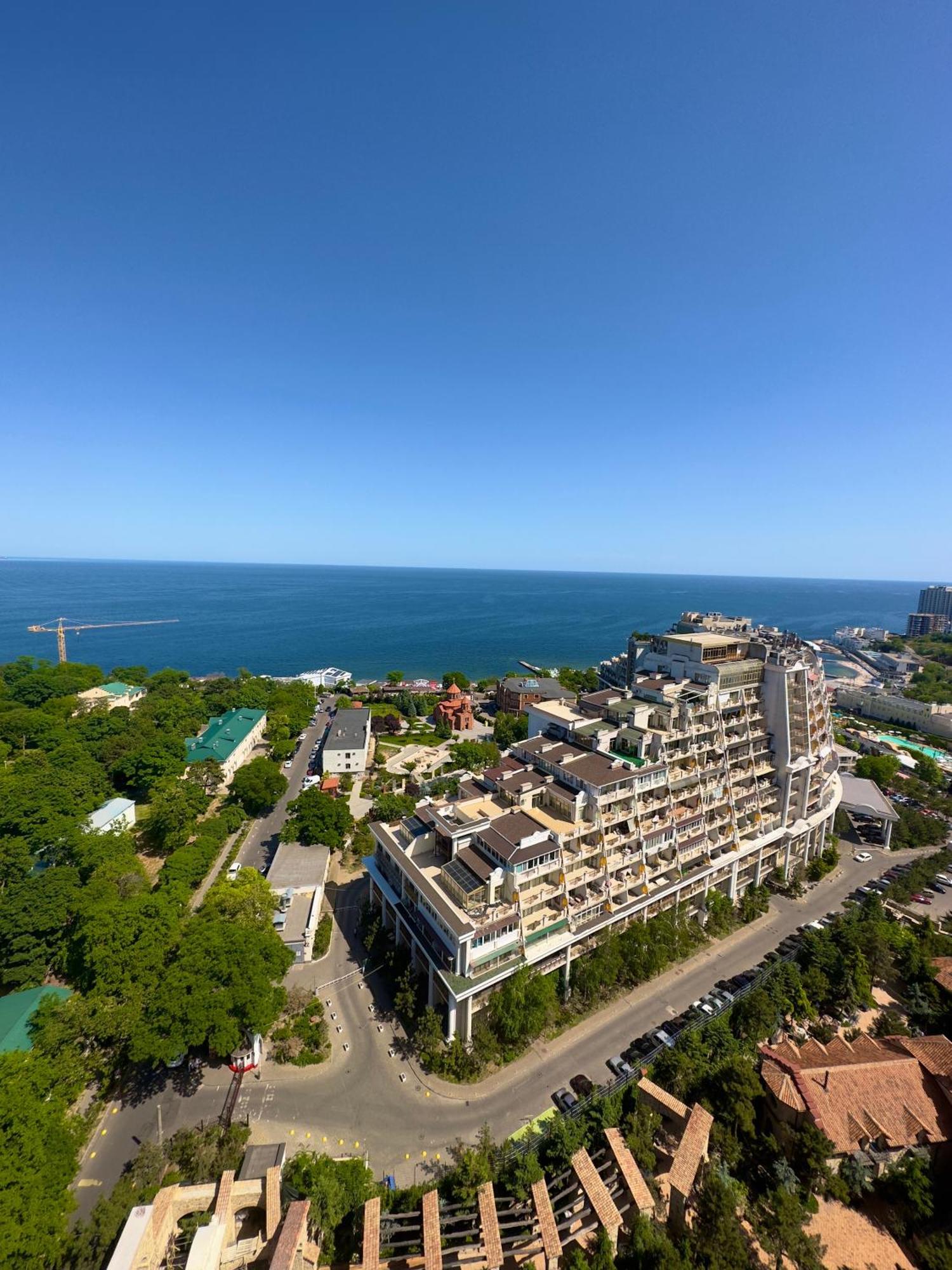 14 Floor Apart Odessa Buitenkant foto